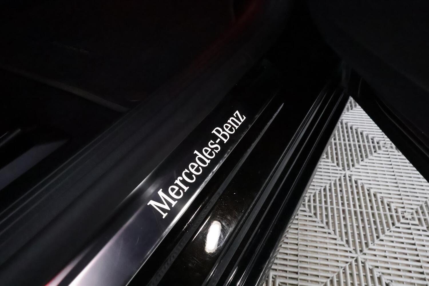 Mercedes-Benz EQS vaihtoauto