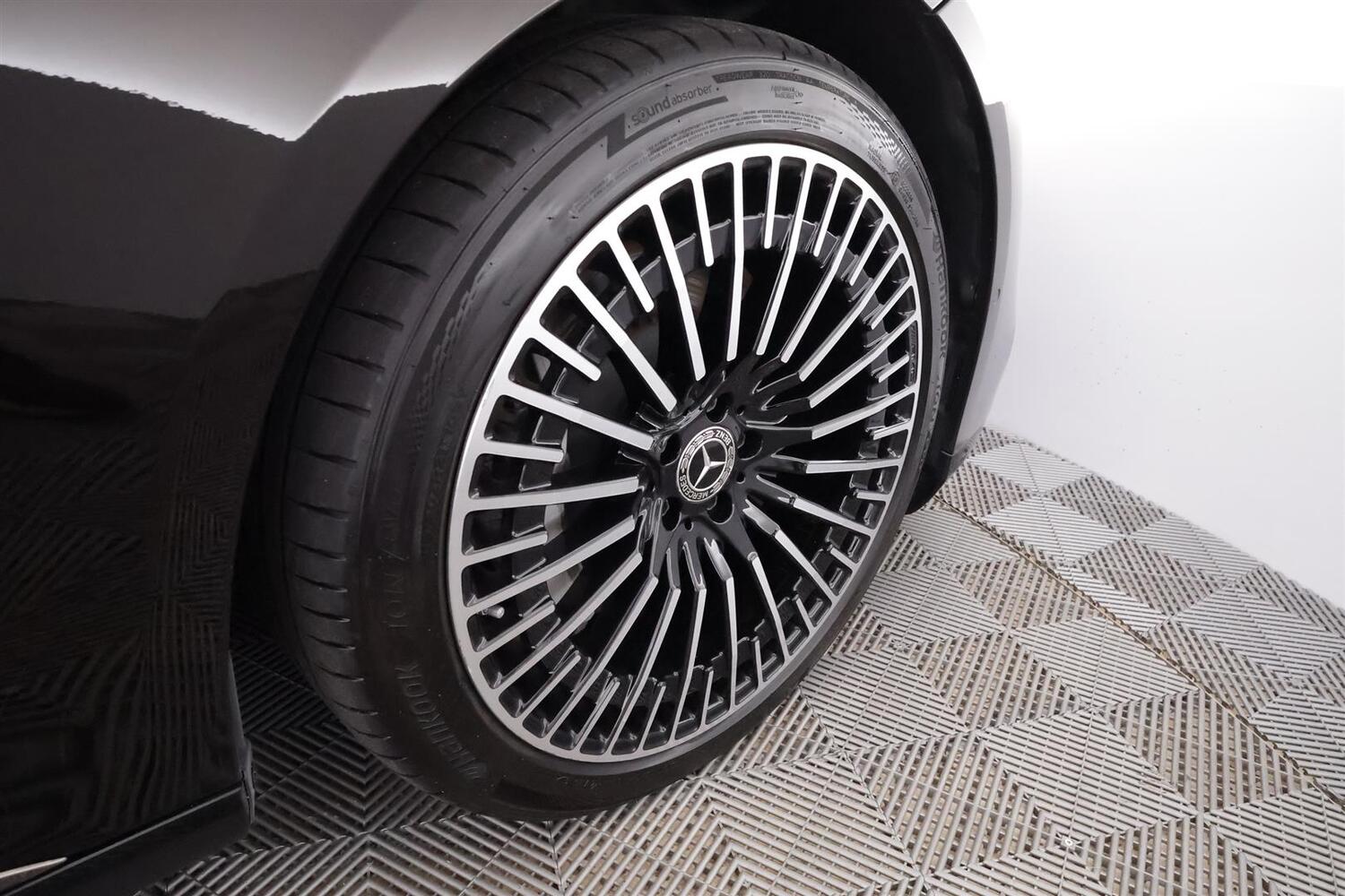 Mercedes-Benz EQS vaihtoauto