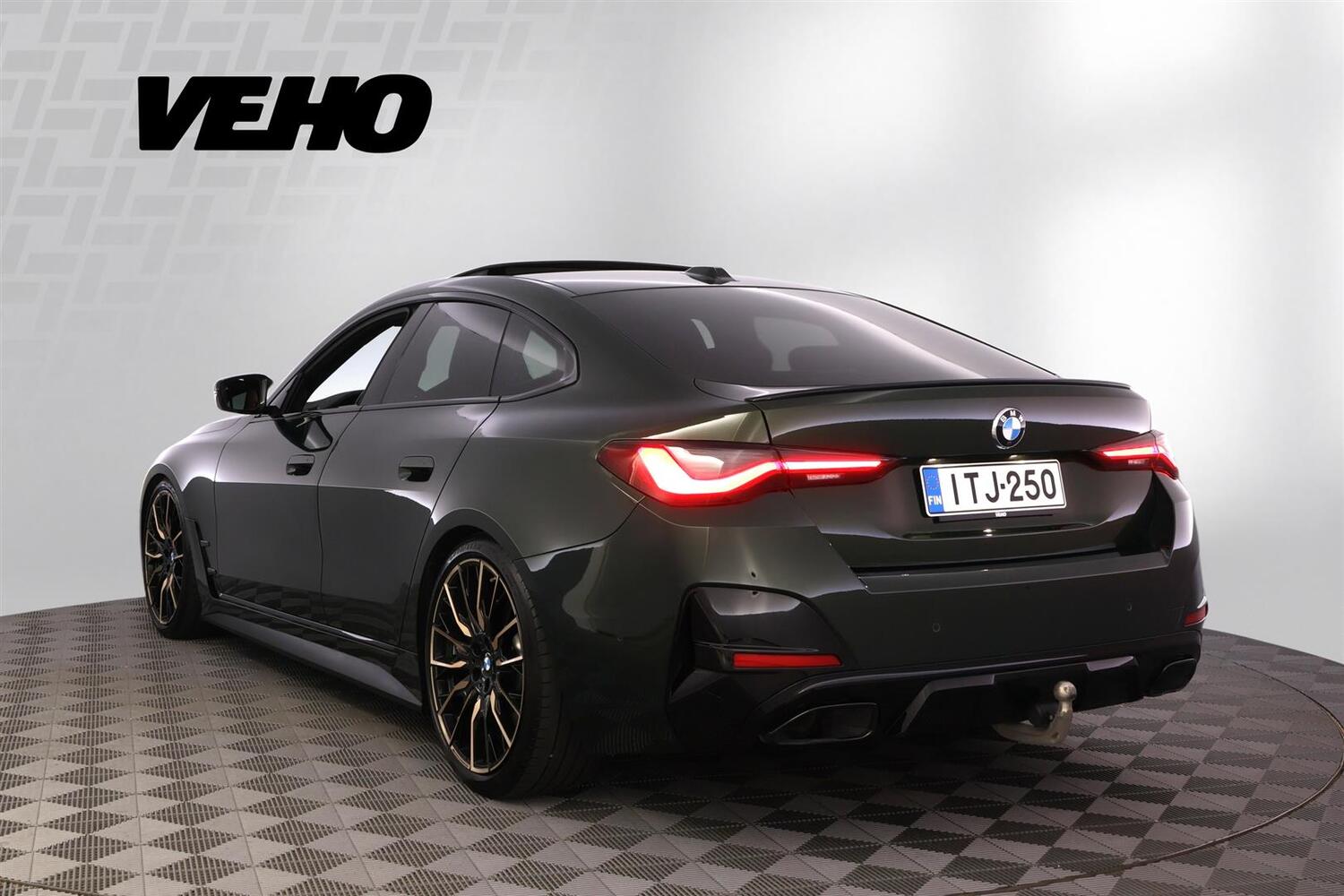 BMW M440i vaihtoauto