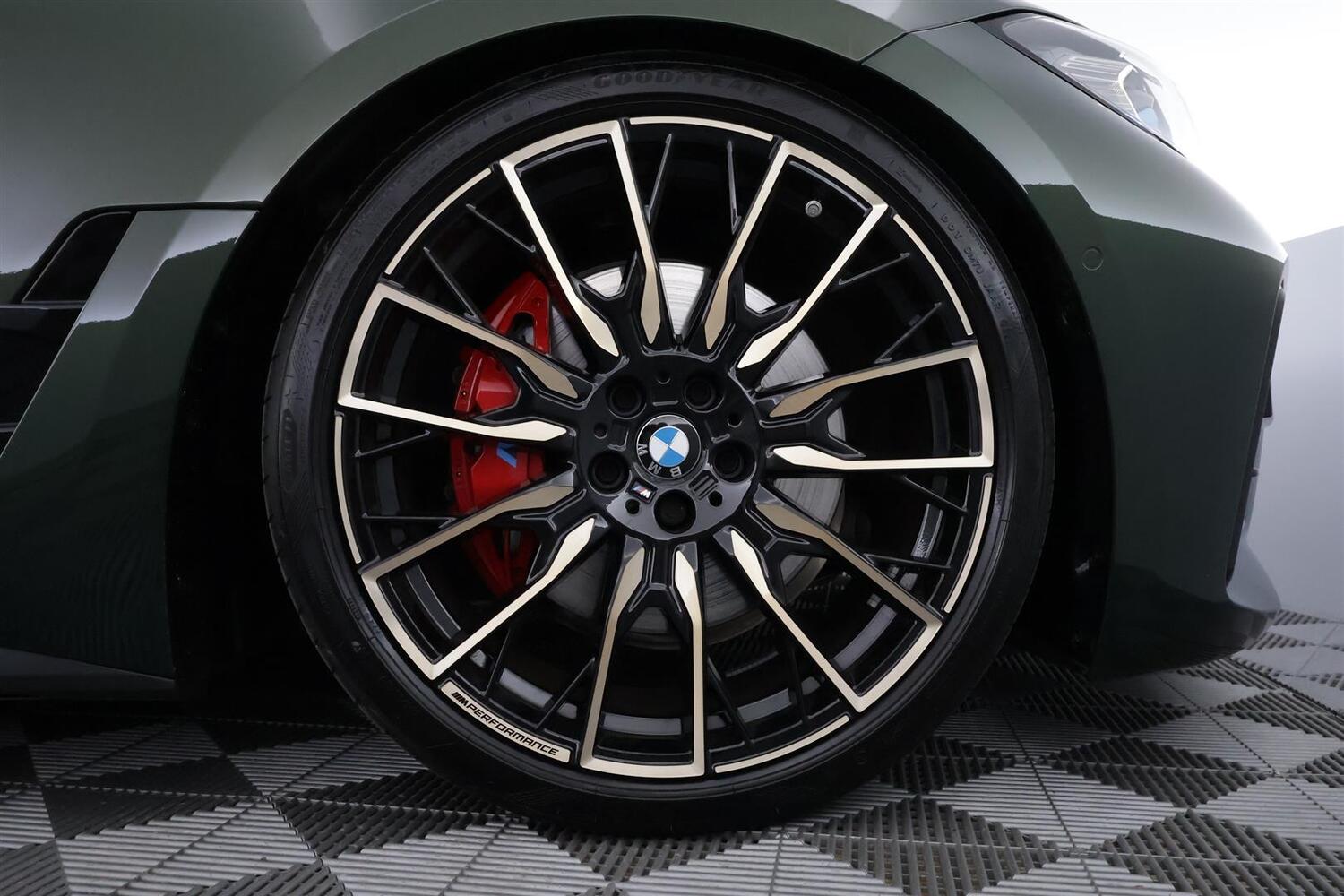 BMW M440i vaihtoauto