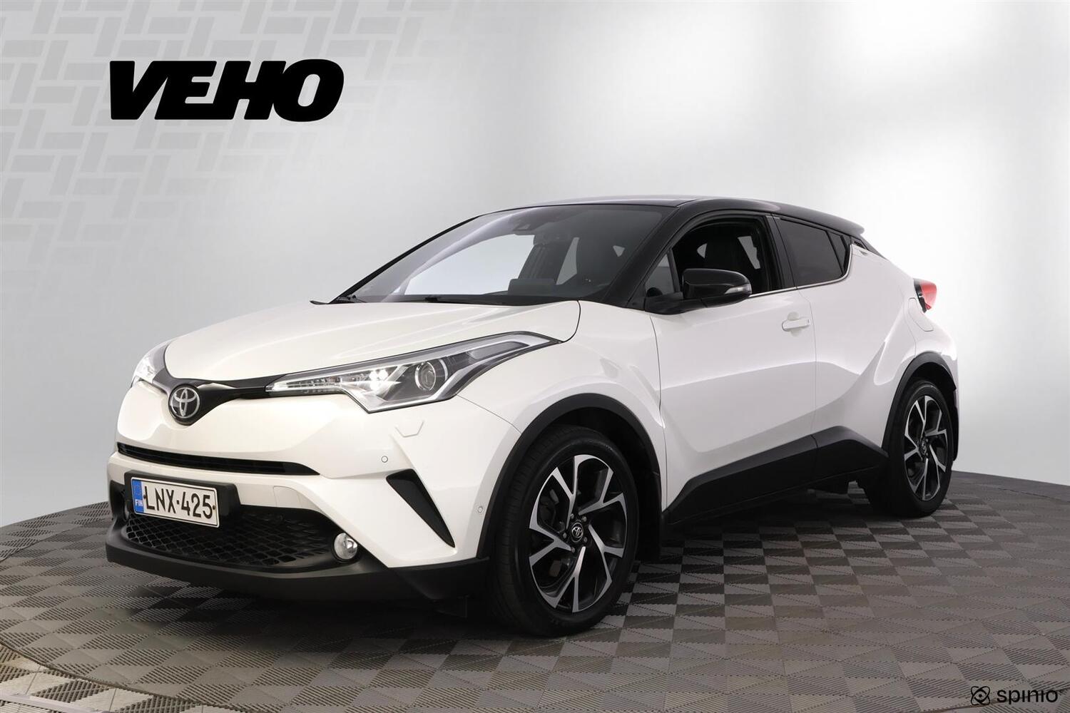 Toyota C-HR vaihtoauto