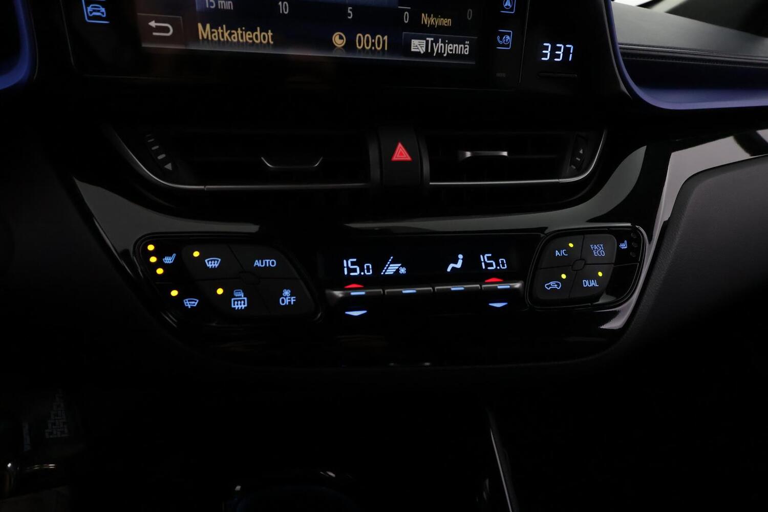 Toyota C-HR vaihtoauto