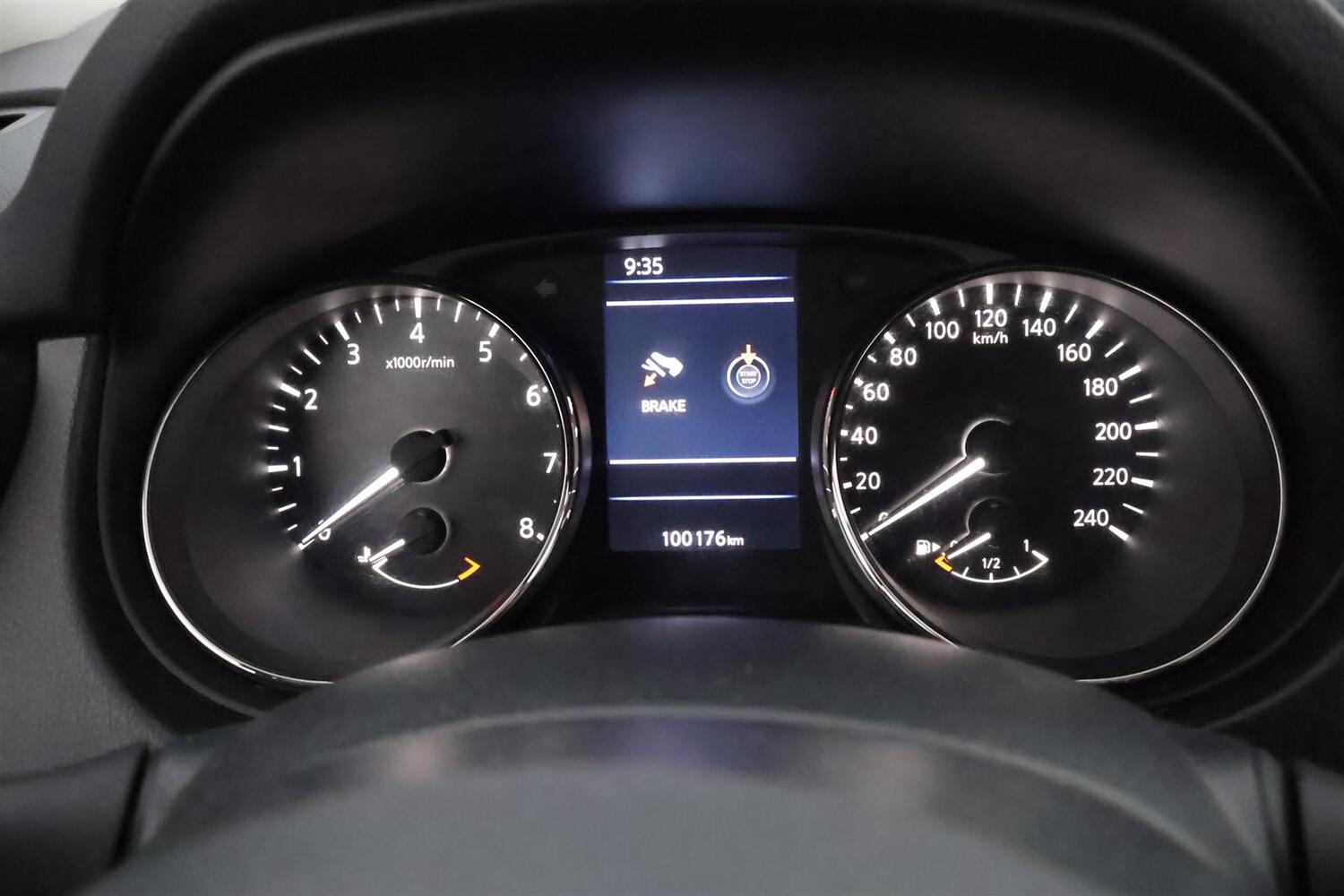 Nissan X-Trail vaihtoauto