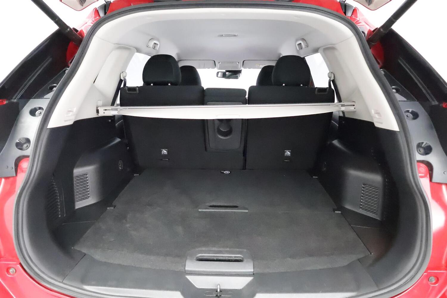 Nissan X-Trail vaihtoauto