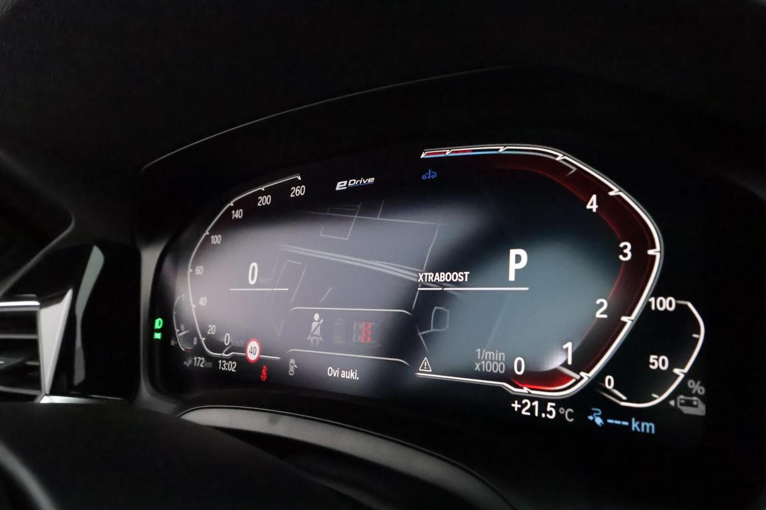 BMW 330 vaihtoauto