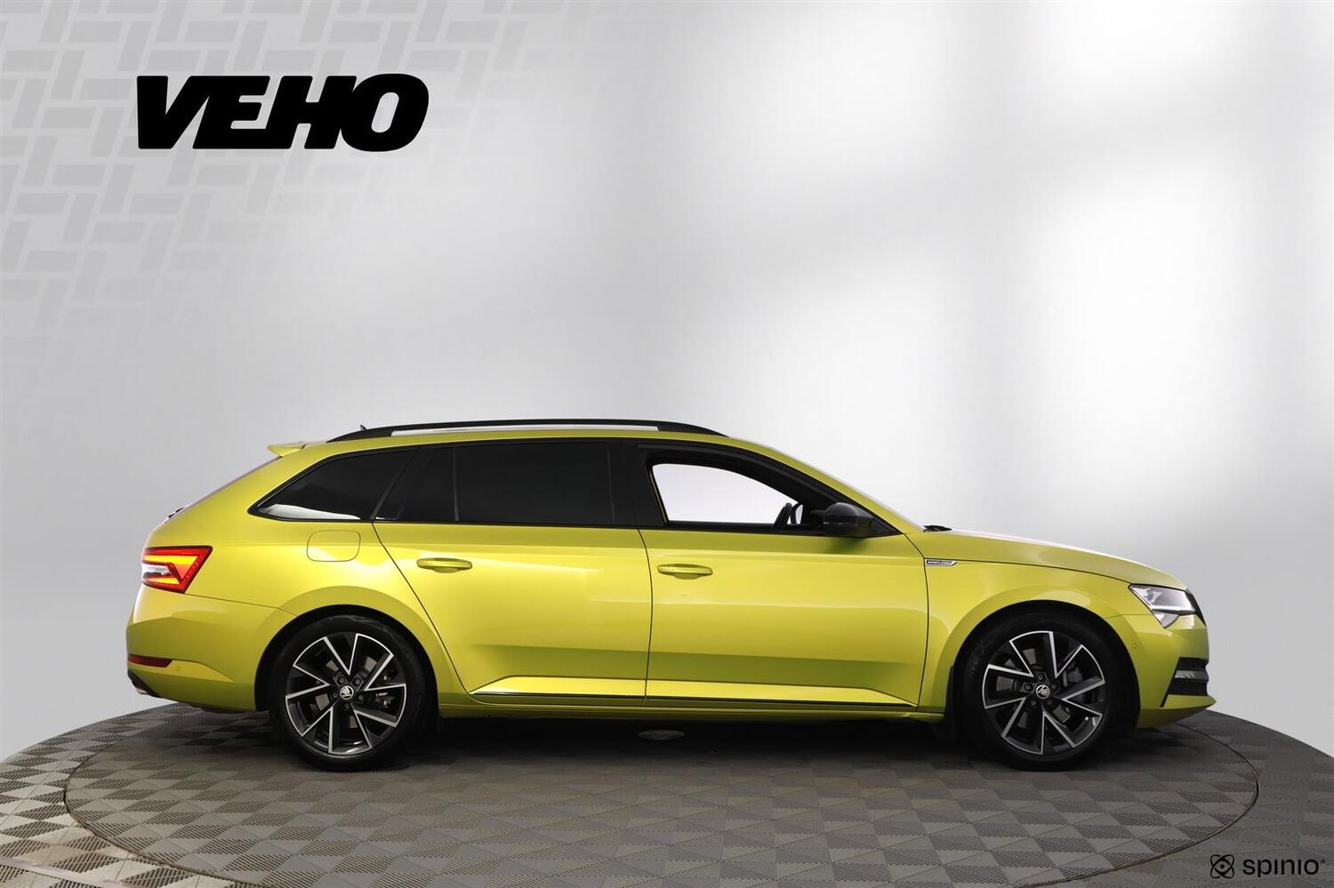 Skoda Superb vaihtoauto