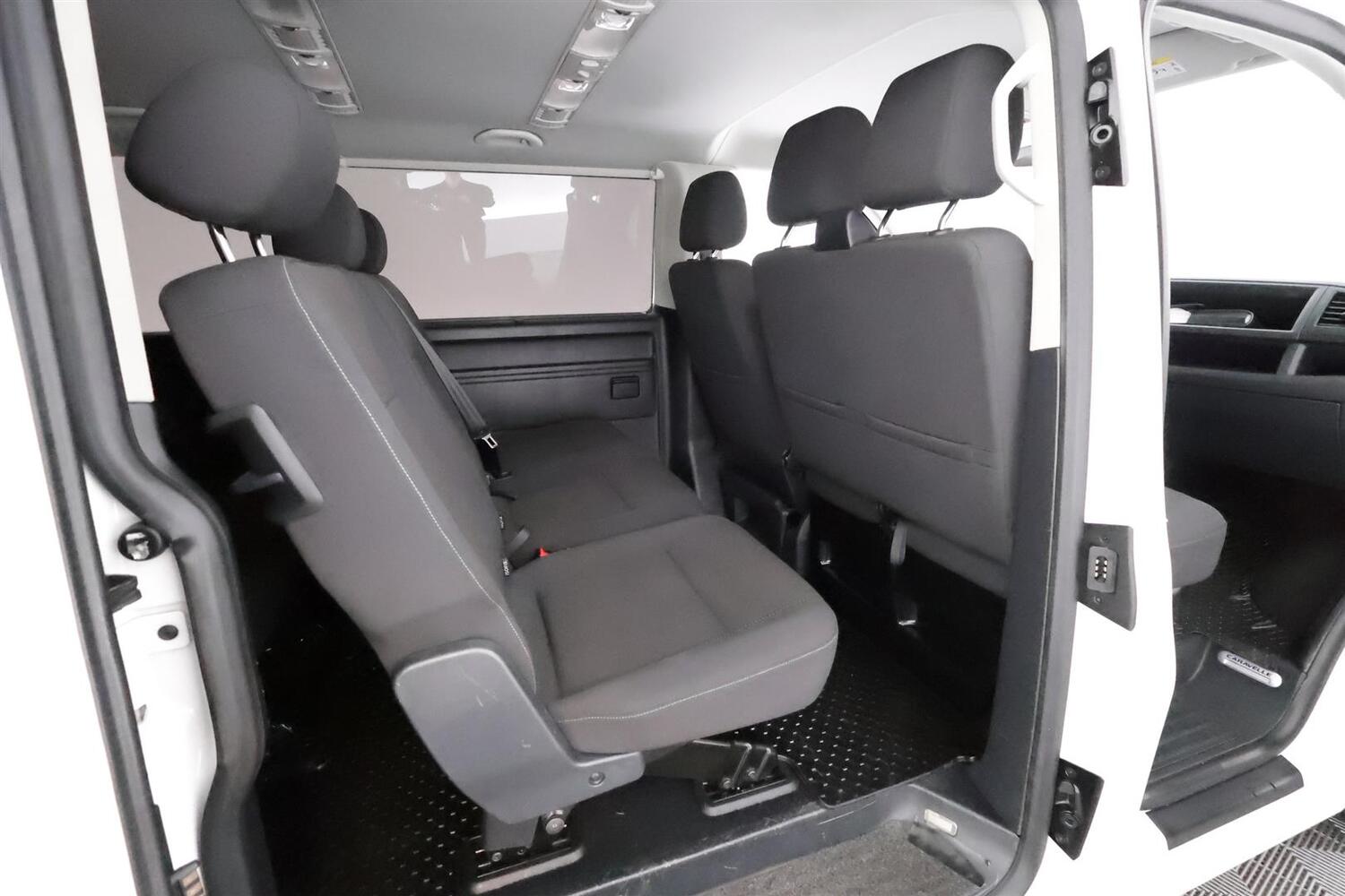 Volkswagen Caravelle vaihtoauto