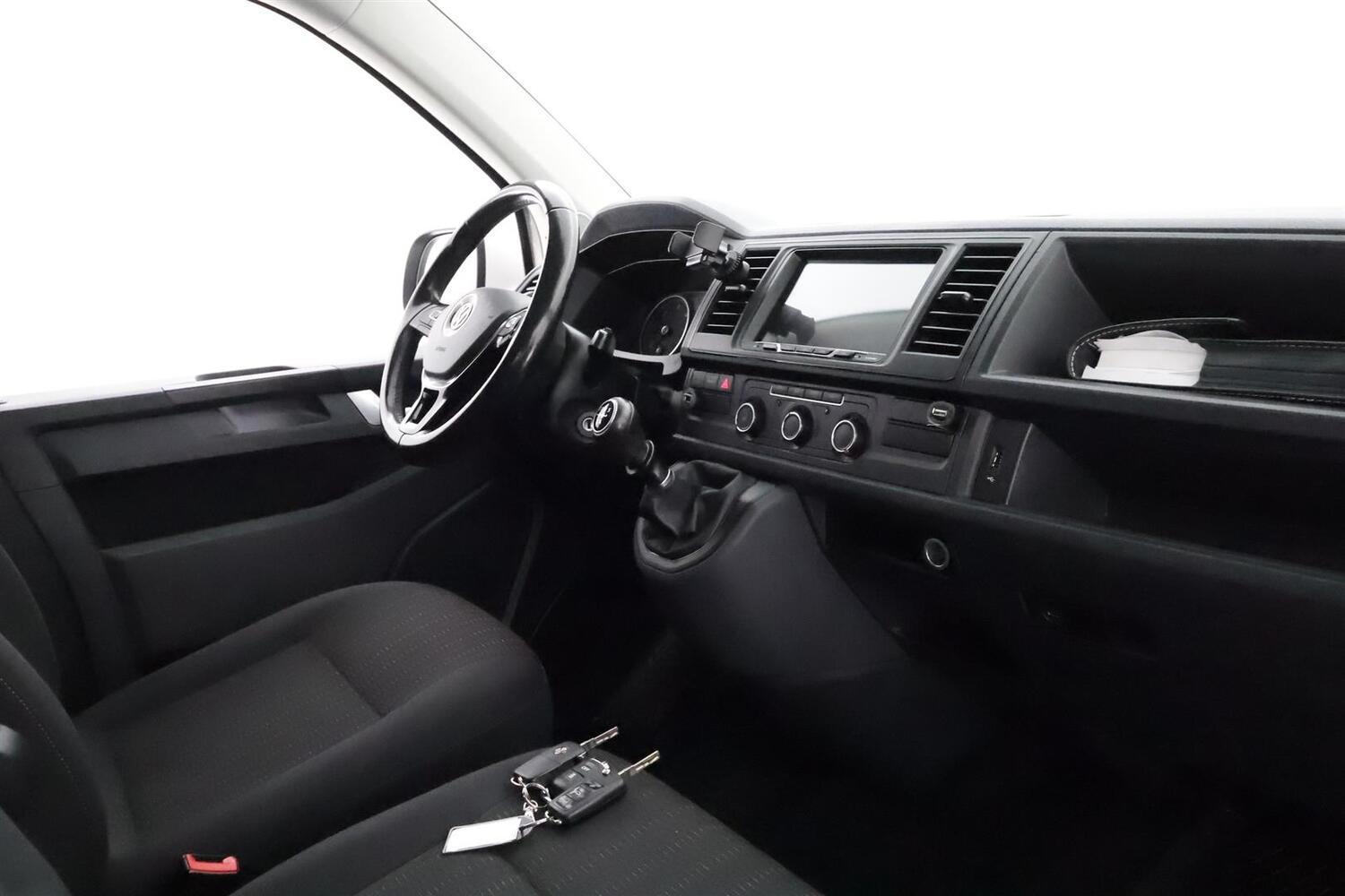 Volkswagen Caravelle vaihtoauto