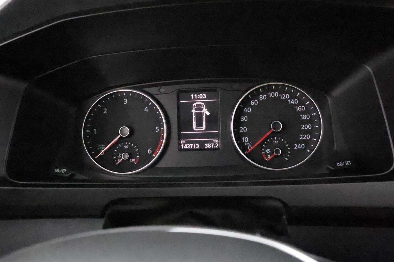 Volkswagen Caravelle vaihtoauto