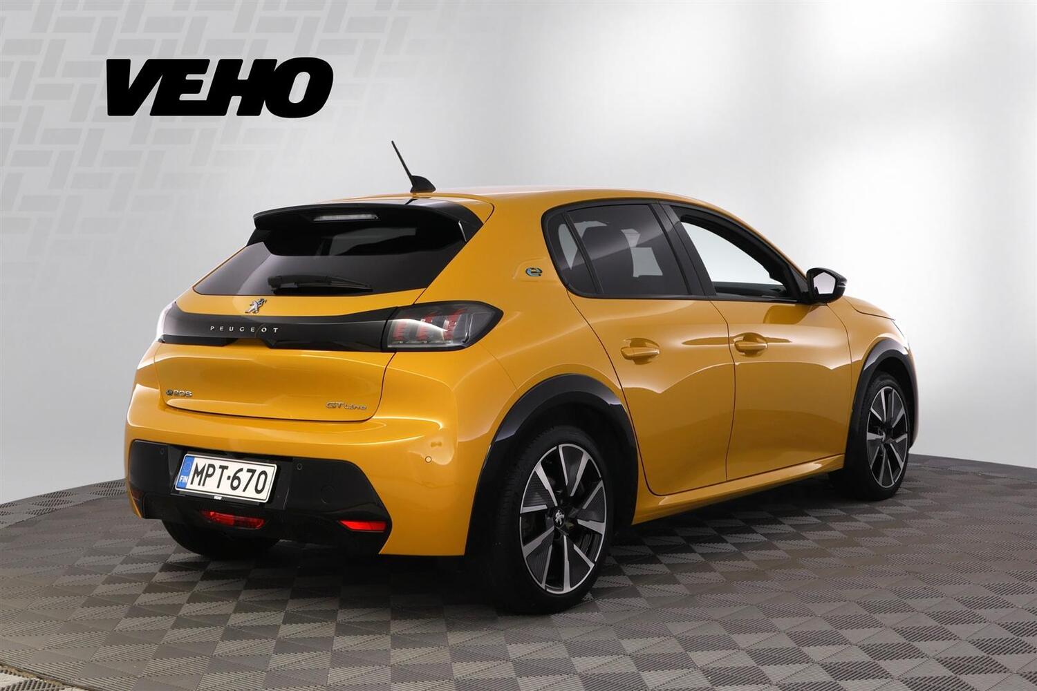 Peugeot e-208 vaihtoauto