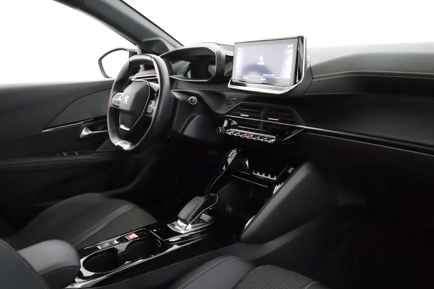 Peugeot e-208 vaihtoauto