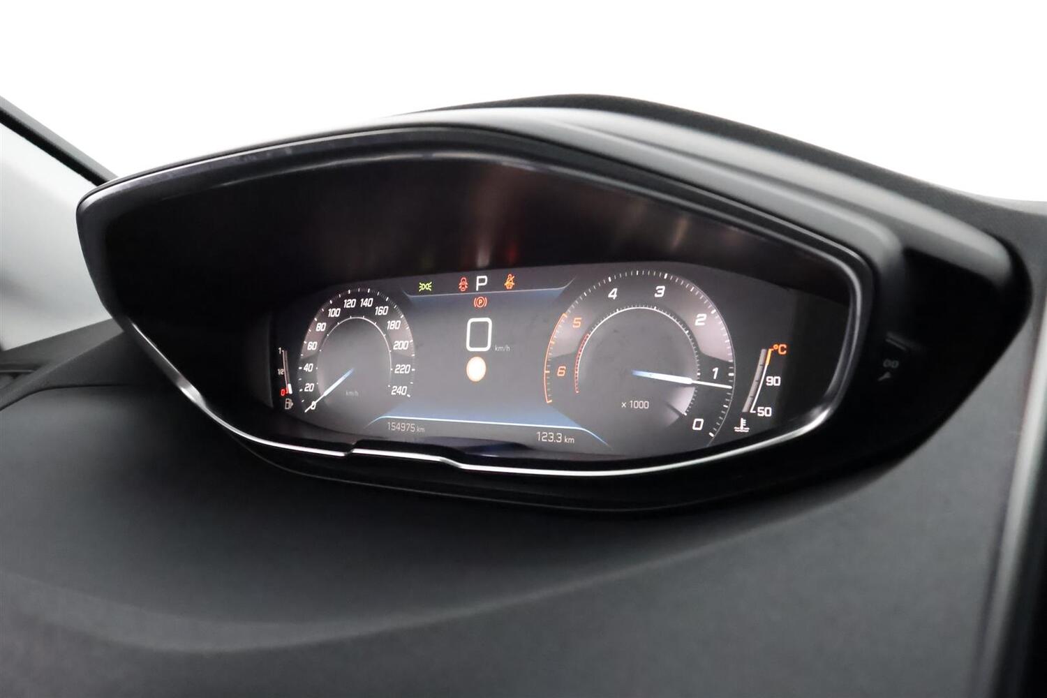 Peugeot 5008 vaihtoauto