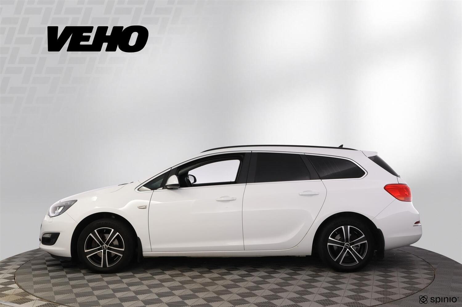 Opel Astra vaihtoauto