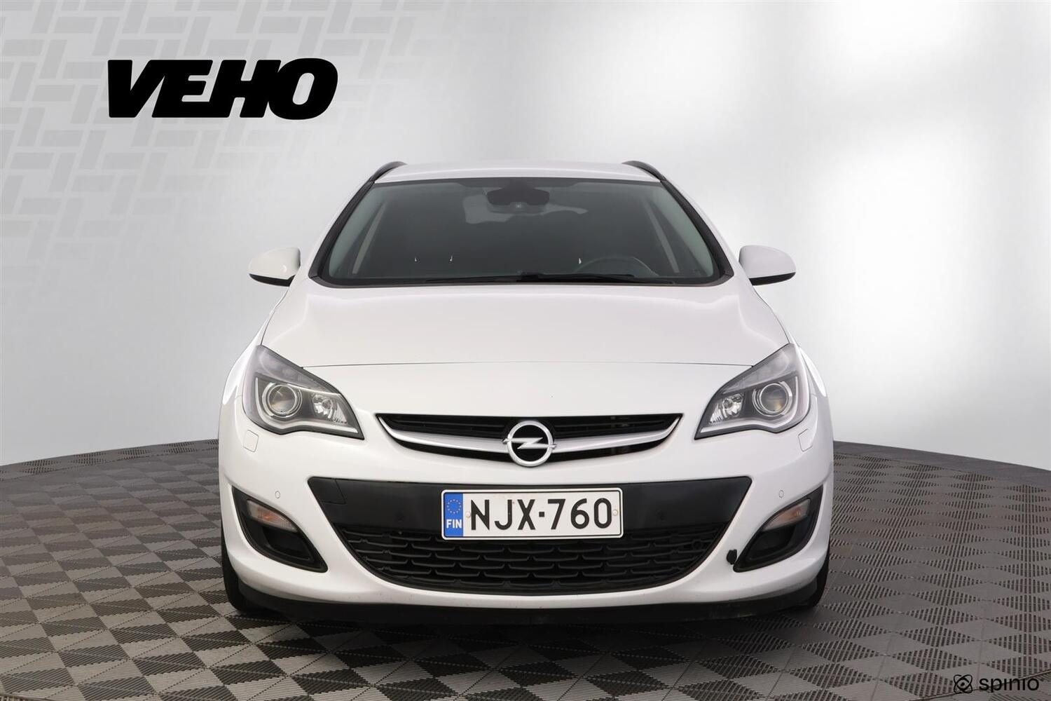 Opel Astra vaihtoauto