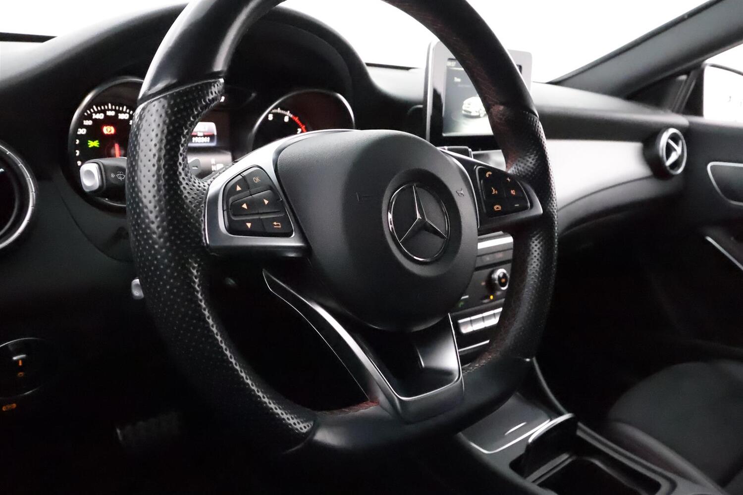 Mercedes-Benz CLA-sarja vaihtoauto