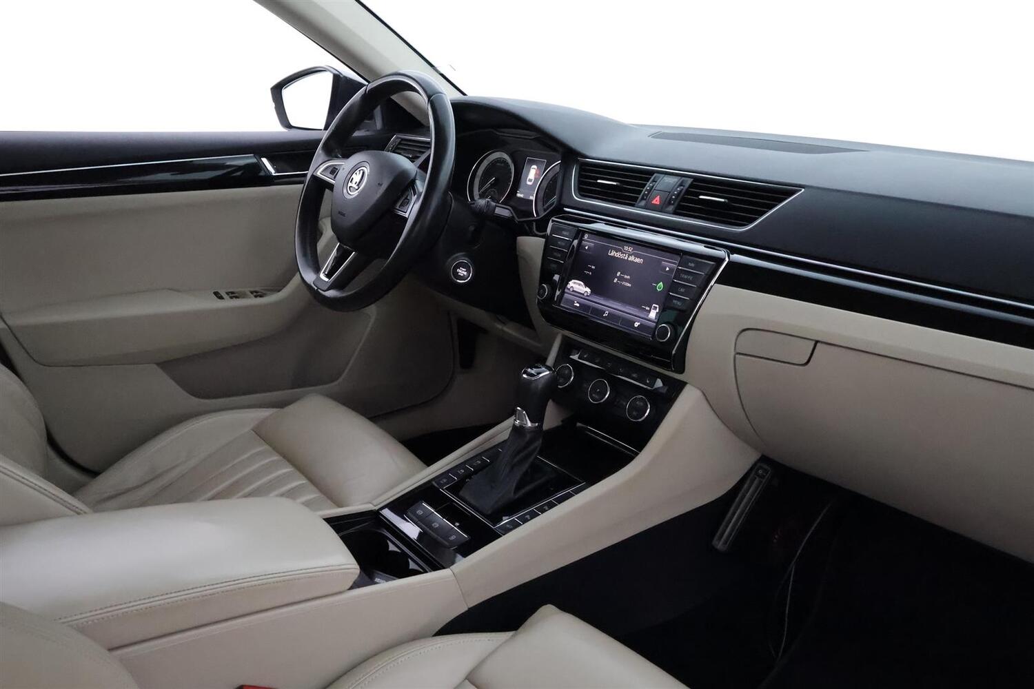 Skoda Superb vaihtoauto