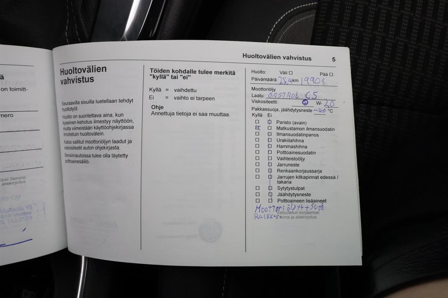 Opel Astra vaihtoauto