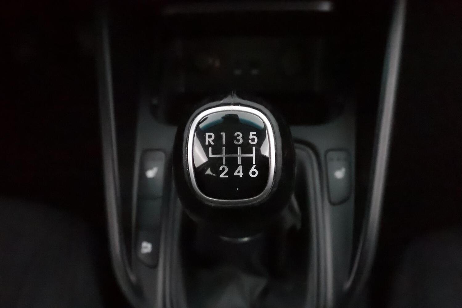Kia Carens vaihtoauto