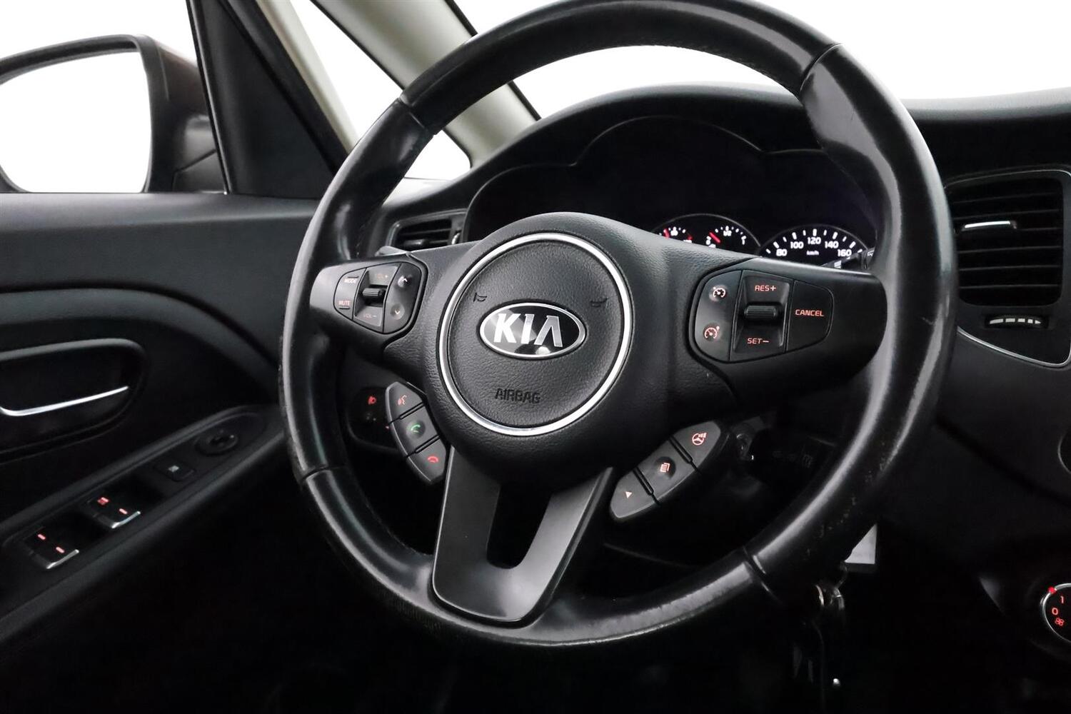 Kia Carens vaihtoauto