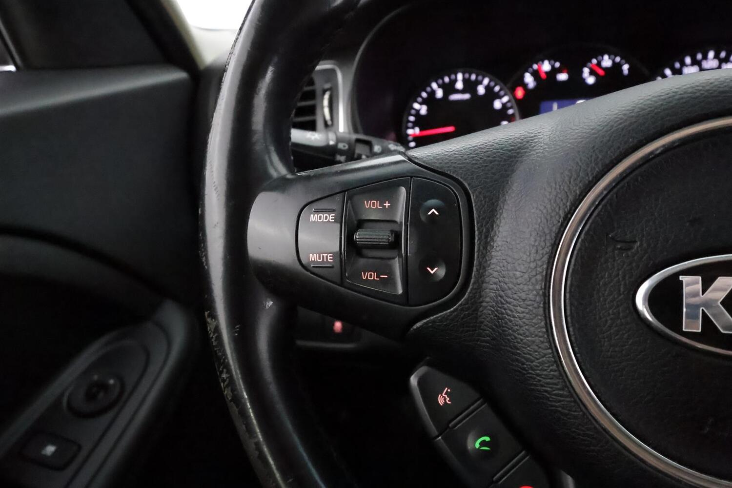 Kia Carens vaihtoauto