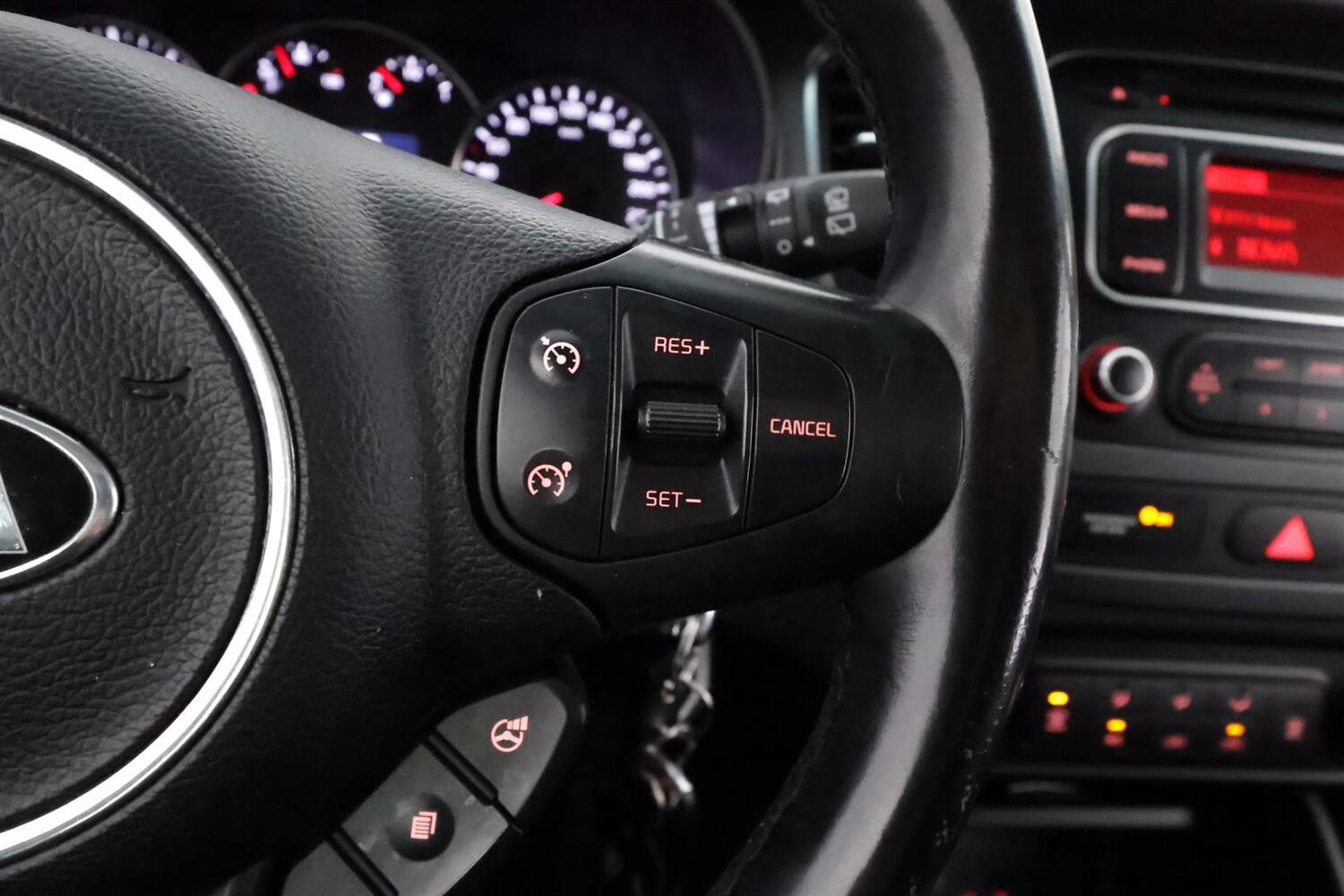 Kia Carens vaihtoauto
