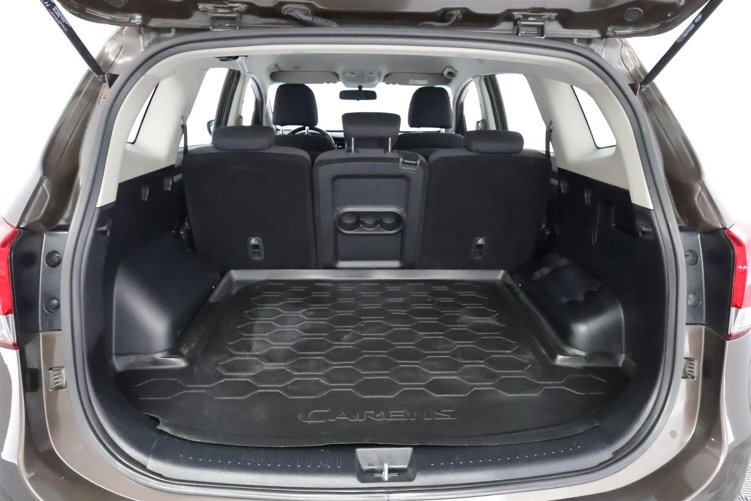 Kia Carens vaihtoauto
