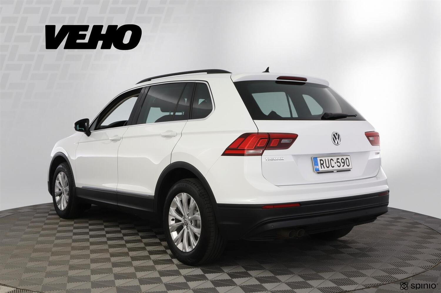 Volkswagen Tiguan vaihtoauto