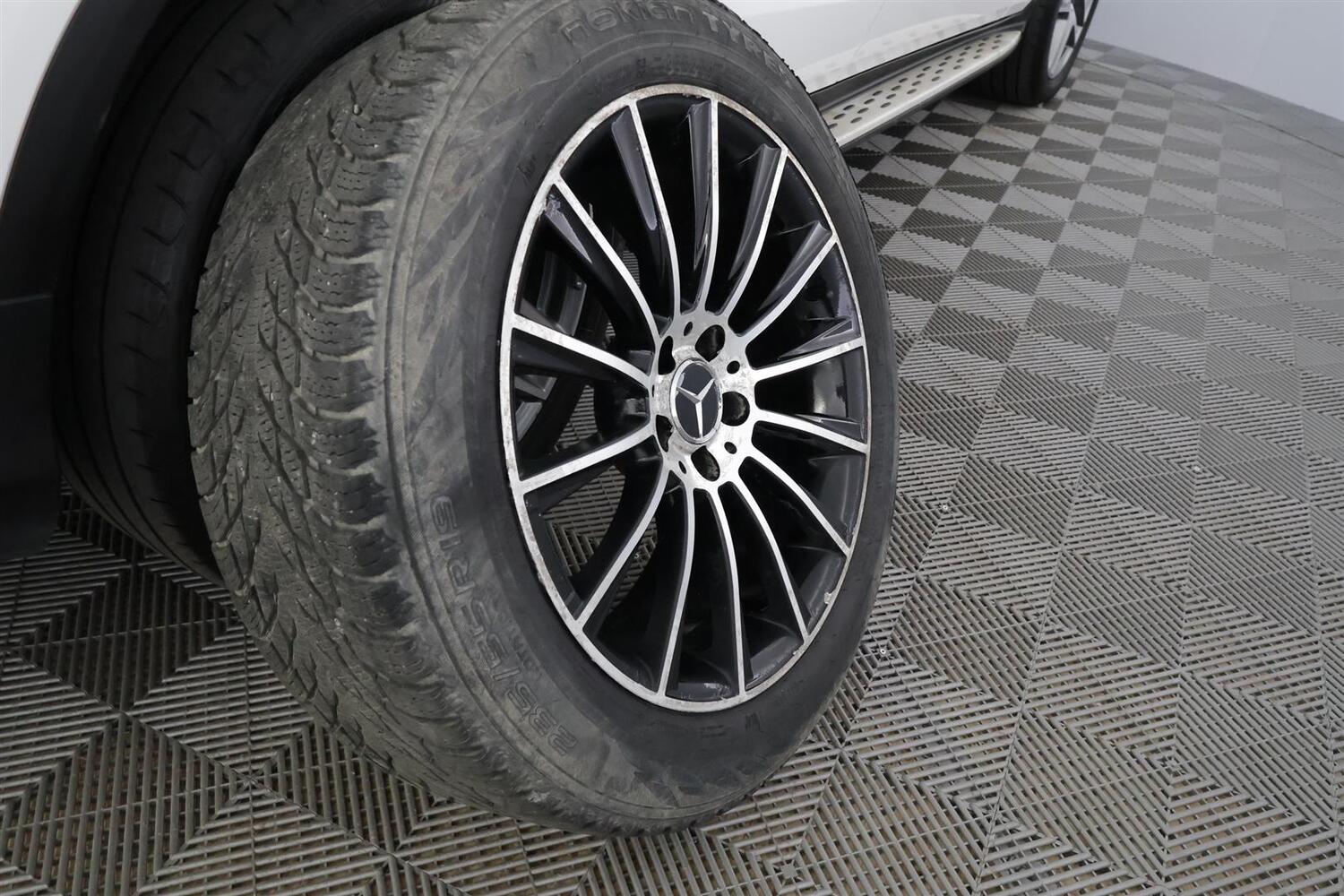 Mercedes-Benz GLC vaihtoauto
