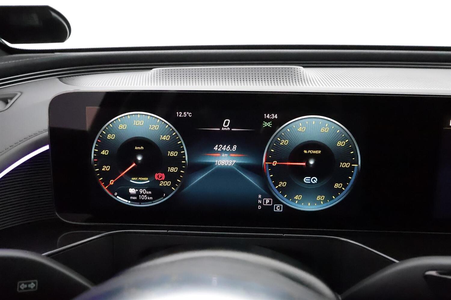 Mercedes-Benz EQC vaihtoauto