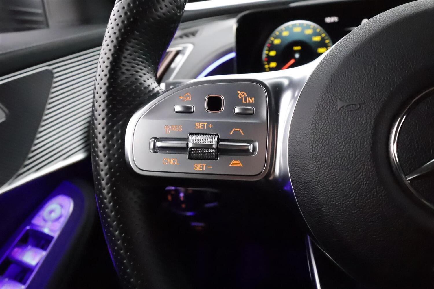 Mercedes-Benz EQC vaihtoauto