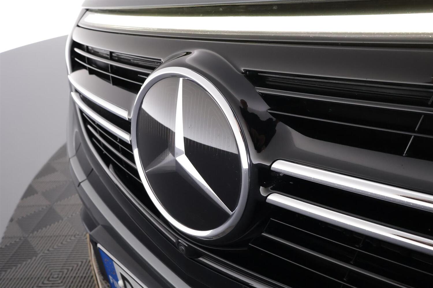 Mercedes-Benz EQC vaihtoauto