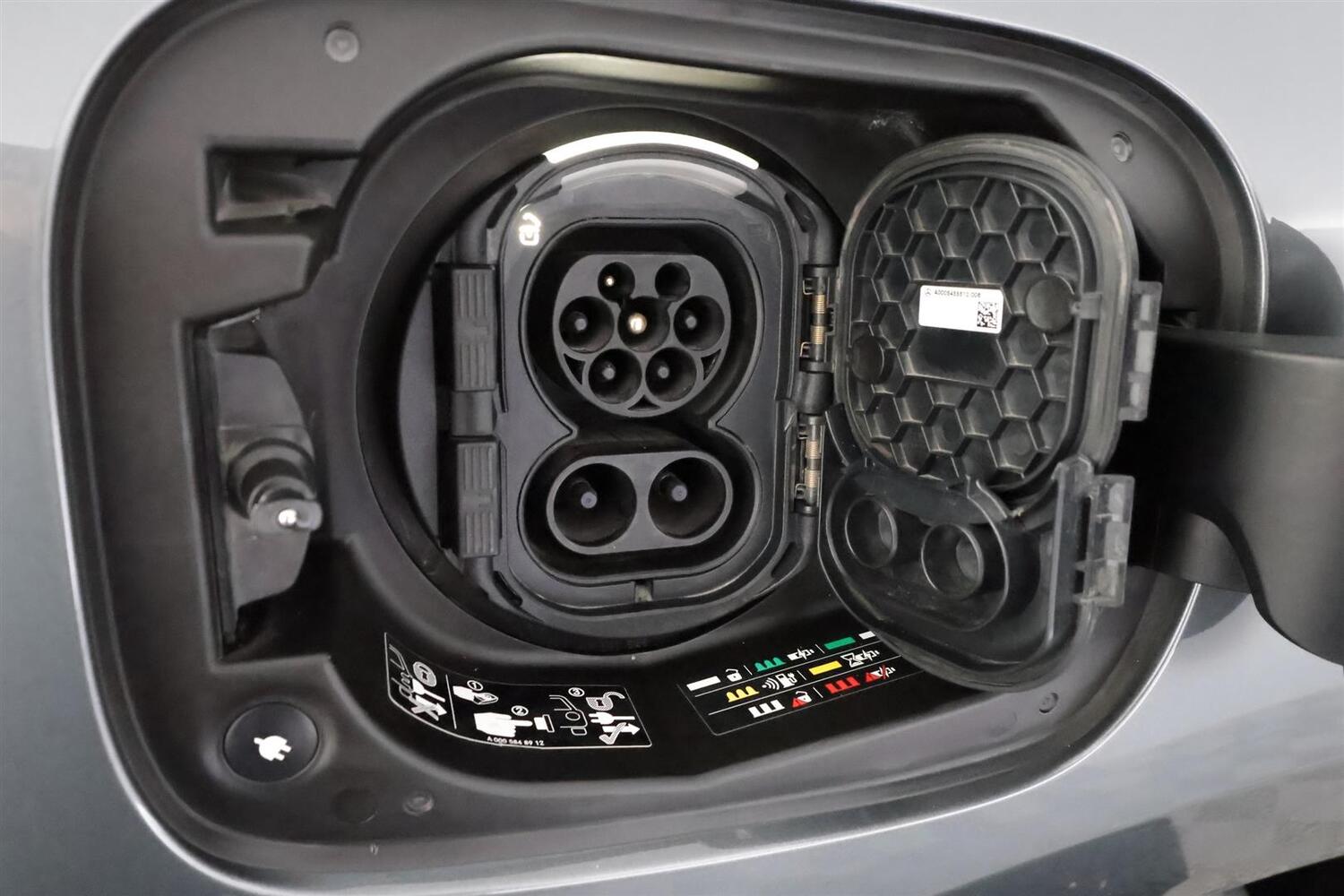 Mercedes-Benz EQC vaihtoauto