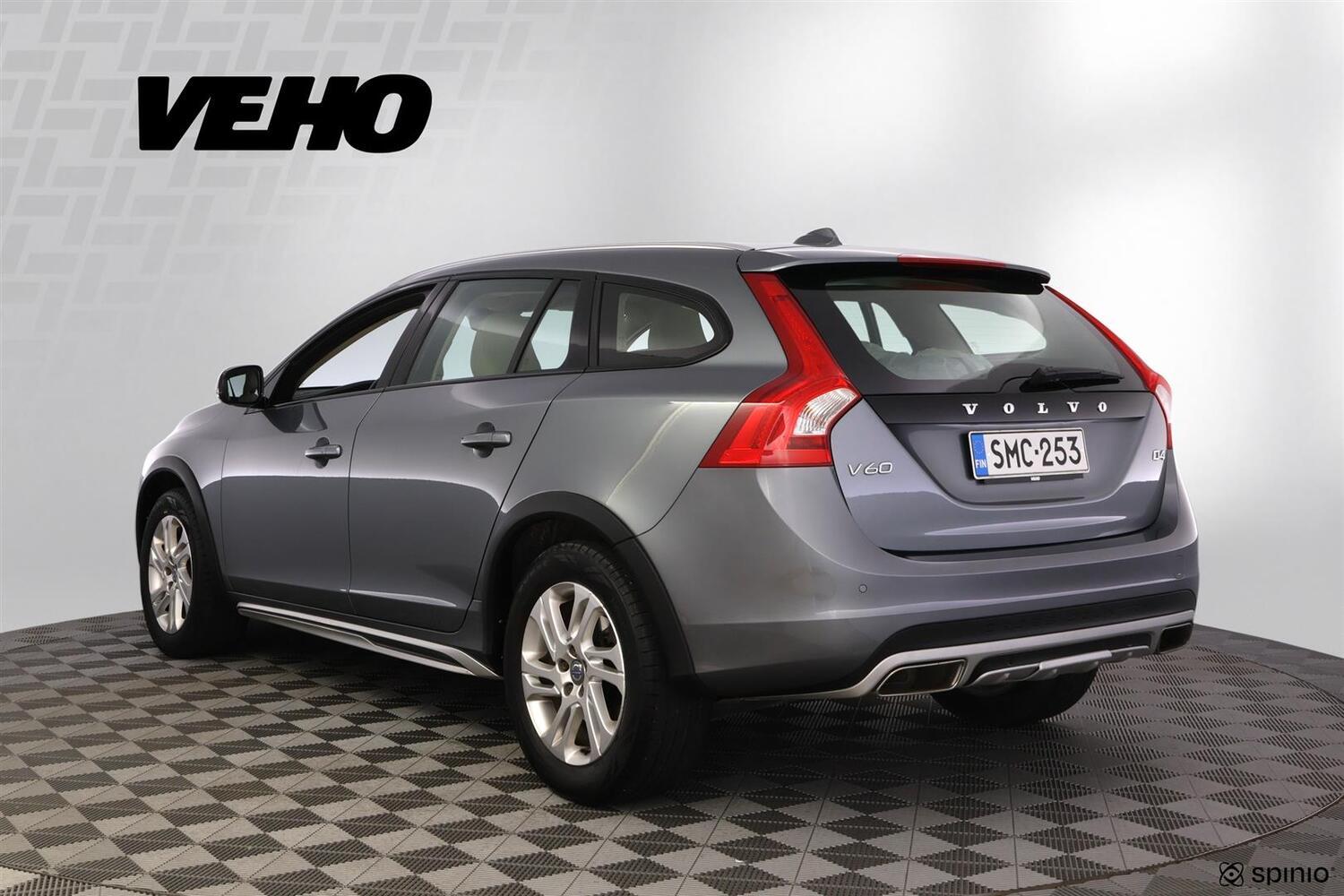 Volvo V60 Cross Country vaihtoauto
