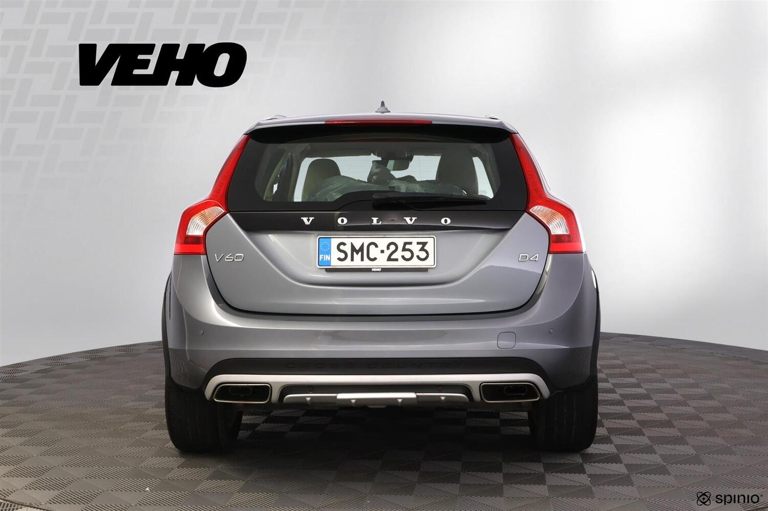 Volvo V60 Cross Country vaihtoauto