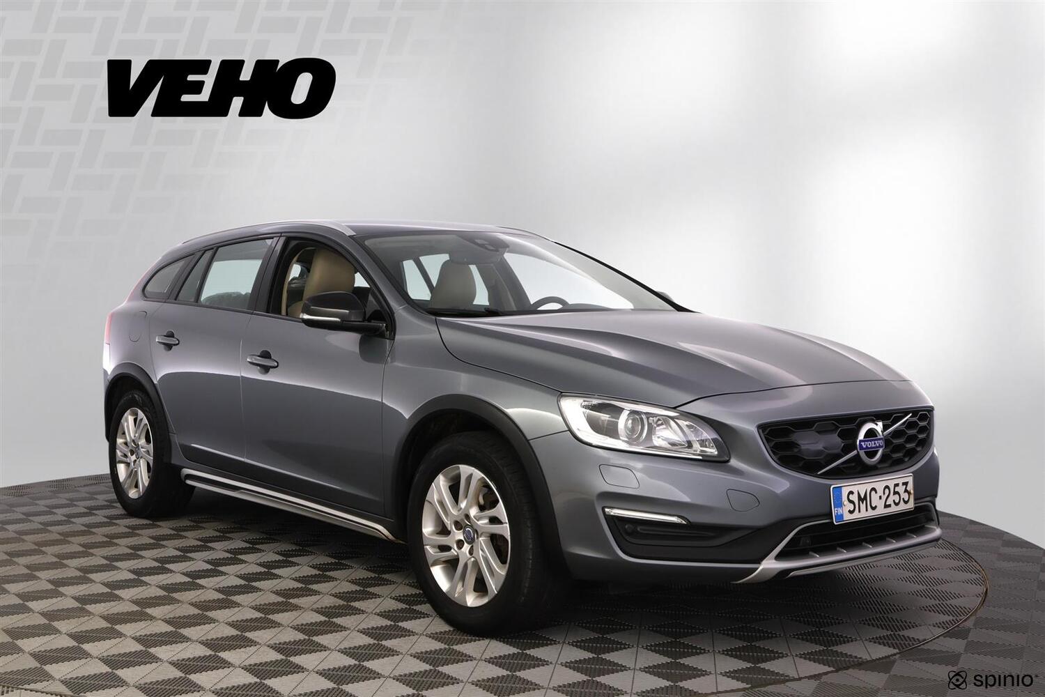 Volvo V60 Cross Country vaihtoauto