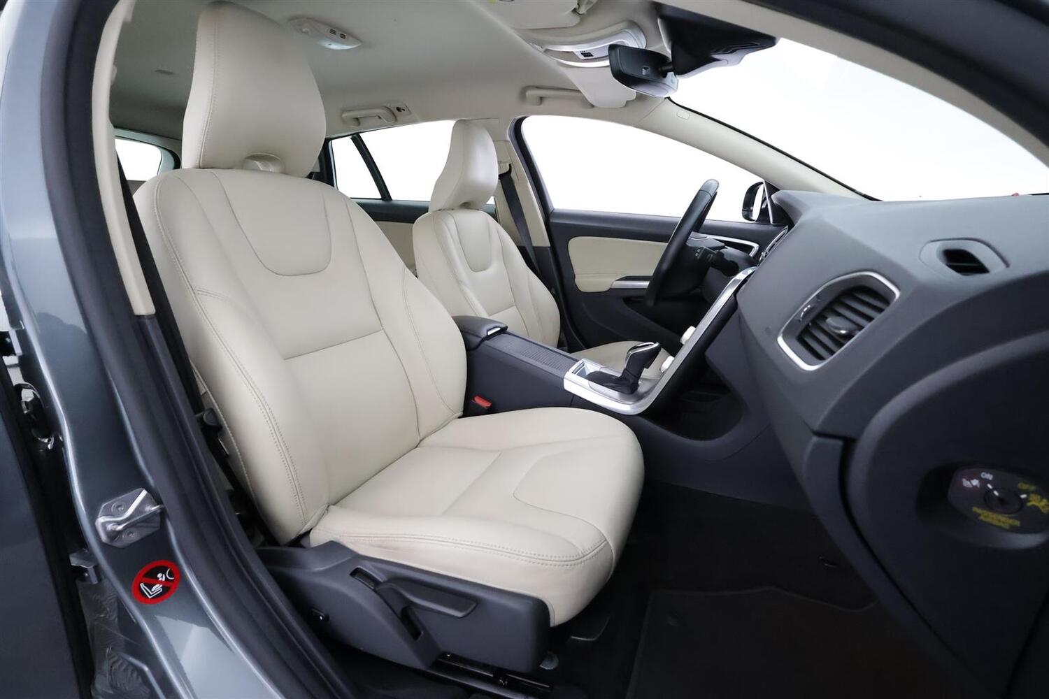 Volvo V60 Cross Country vaihtoauto