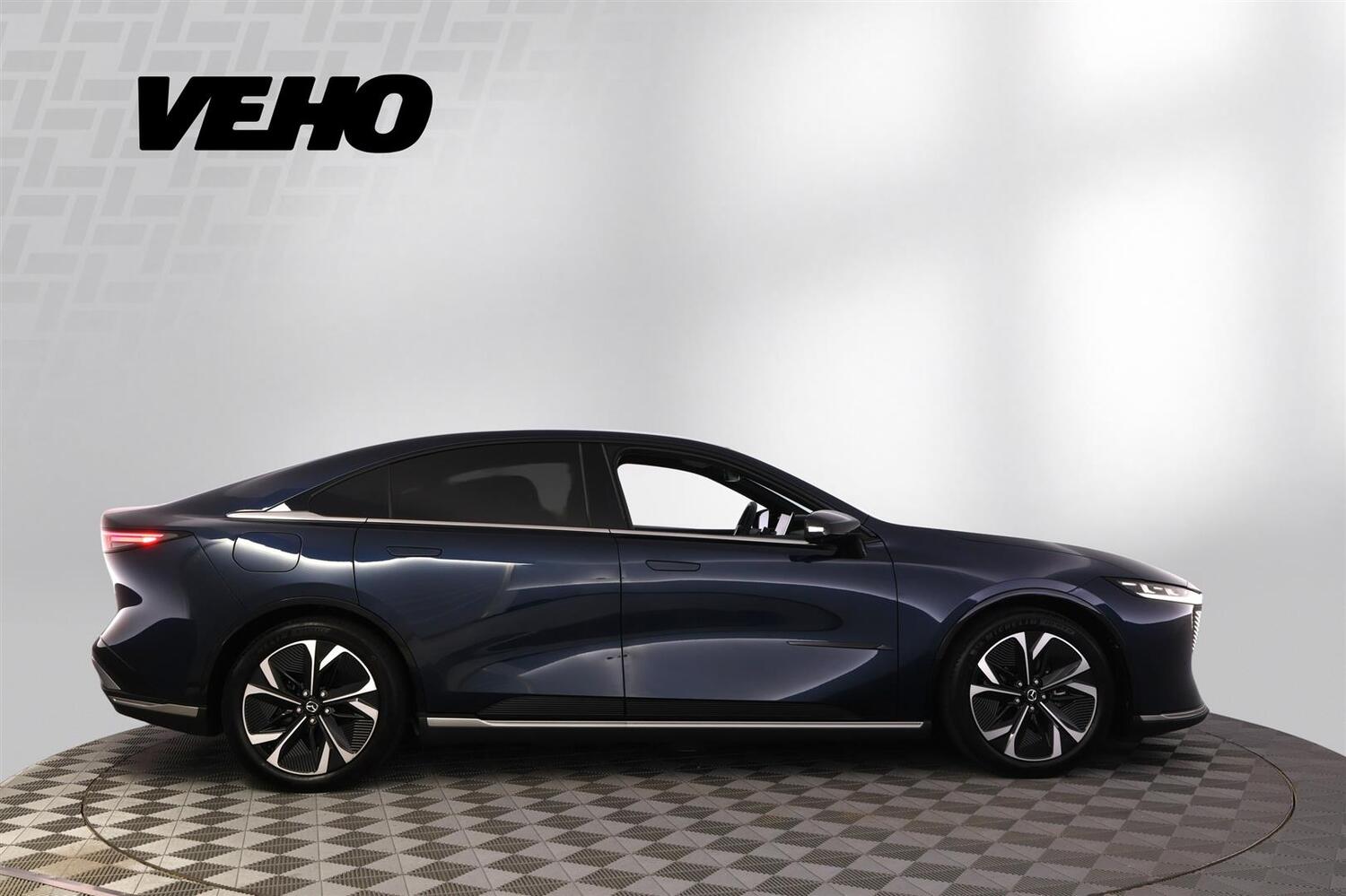Mazda 6 vaihtoauto