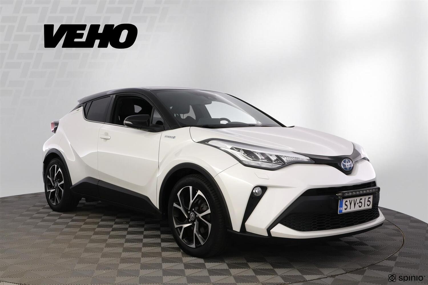 Toyota C-HR vaihtoauto