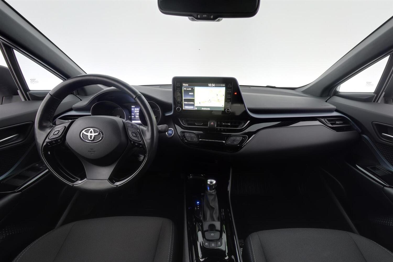 Toyota C-HR vaihtoauto