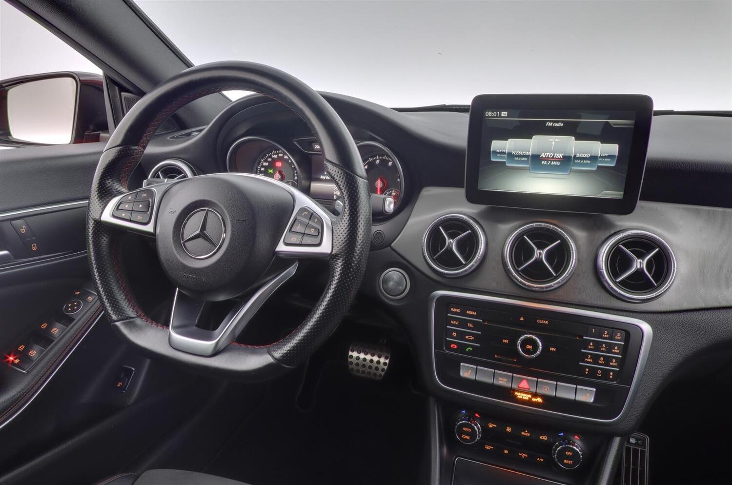 Mercedes-Benz CLA-sarja vaihtoauto