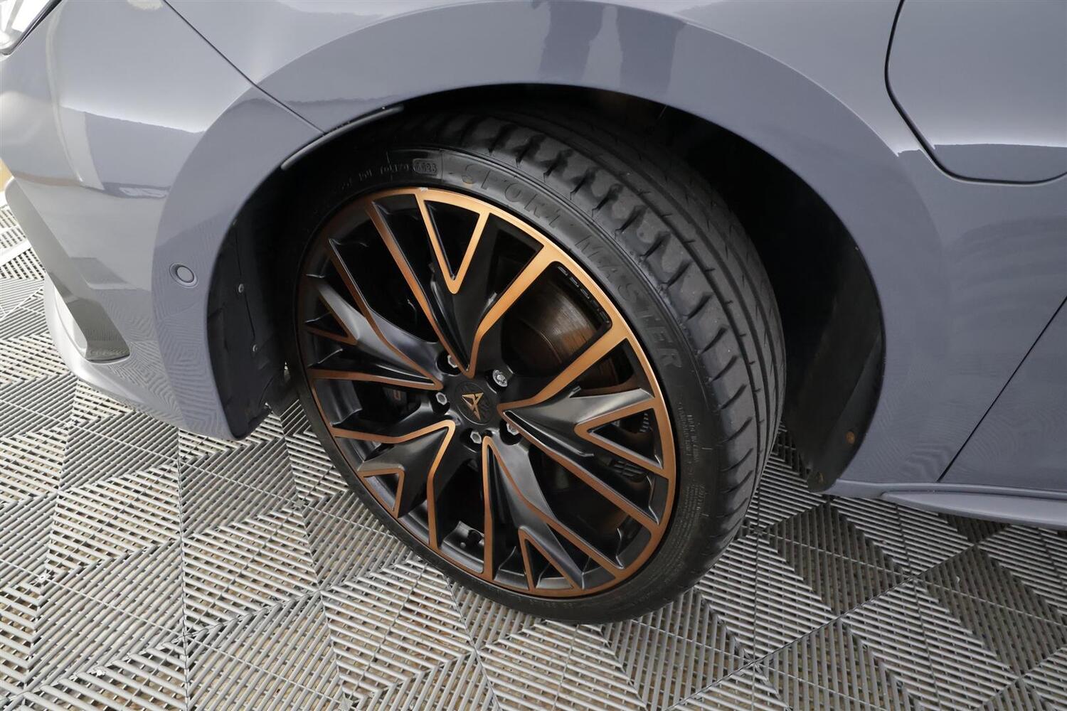 Cupra Leon Sportstourer vaihtoauto