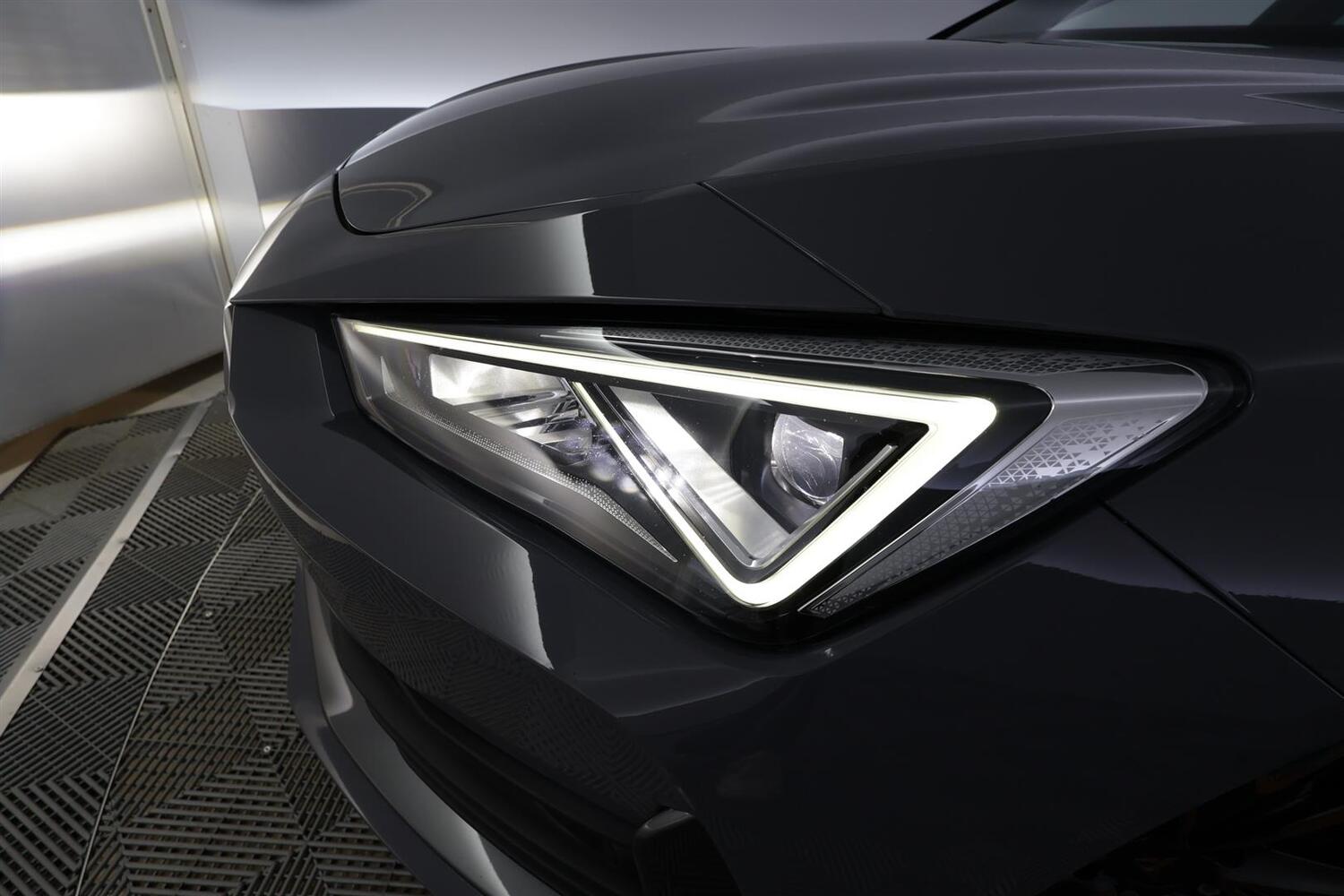 Cupra Leon Sportstourer vaihtoauto