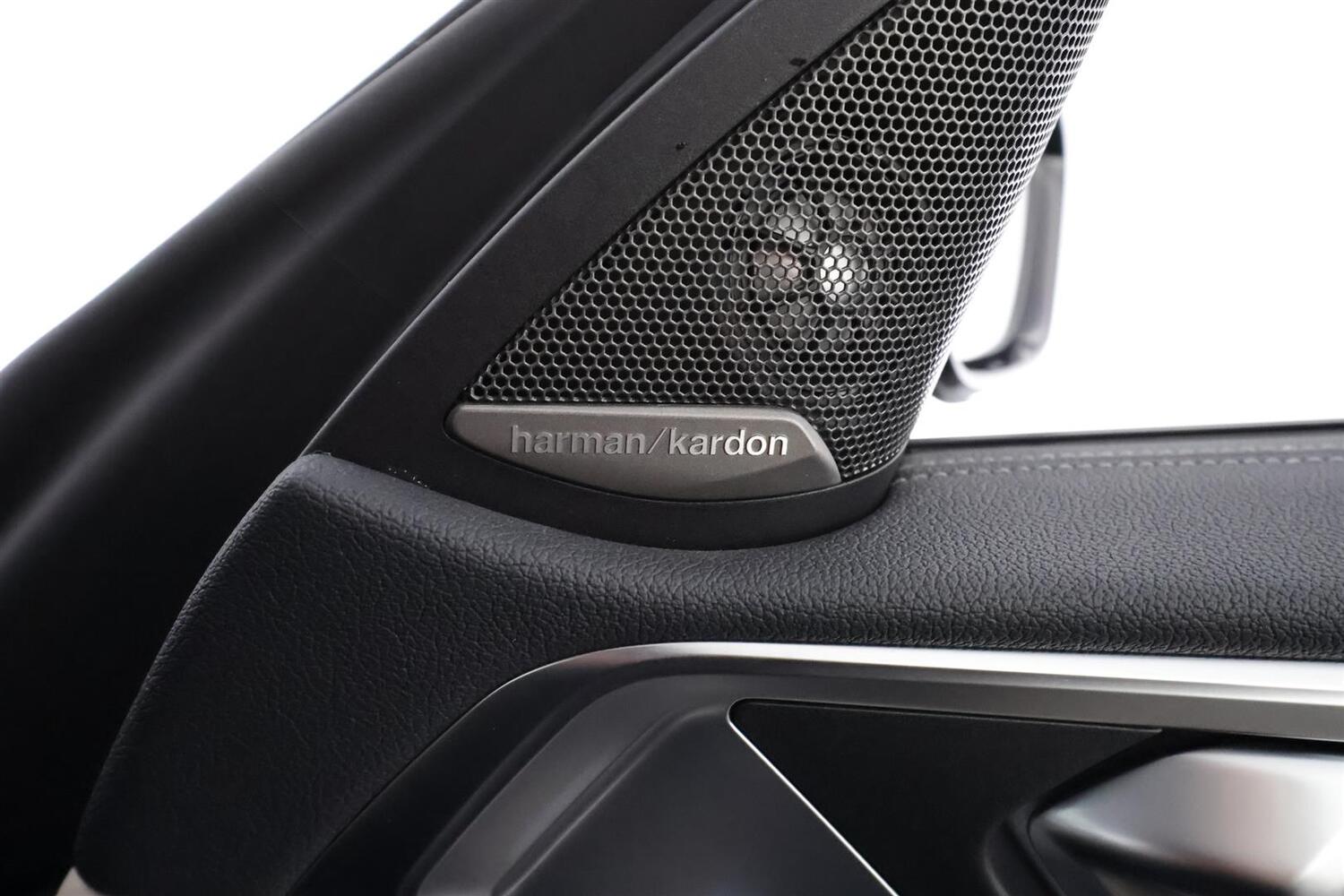 BMW M440i vaihtoauto
