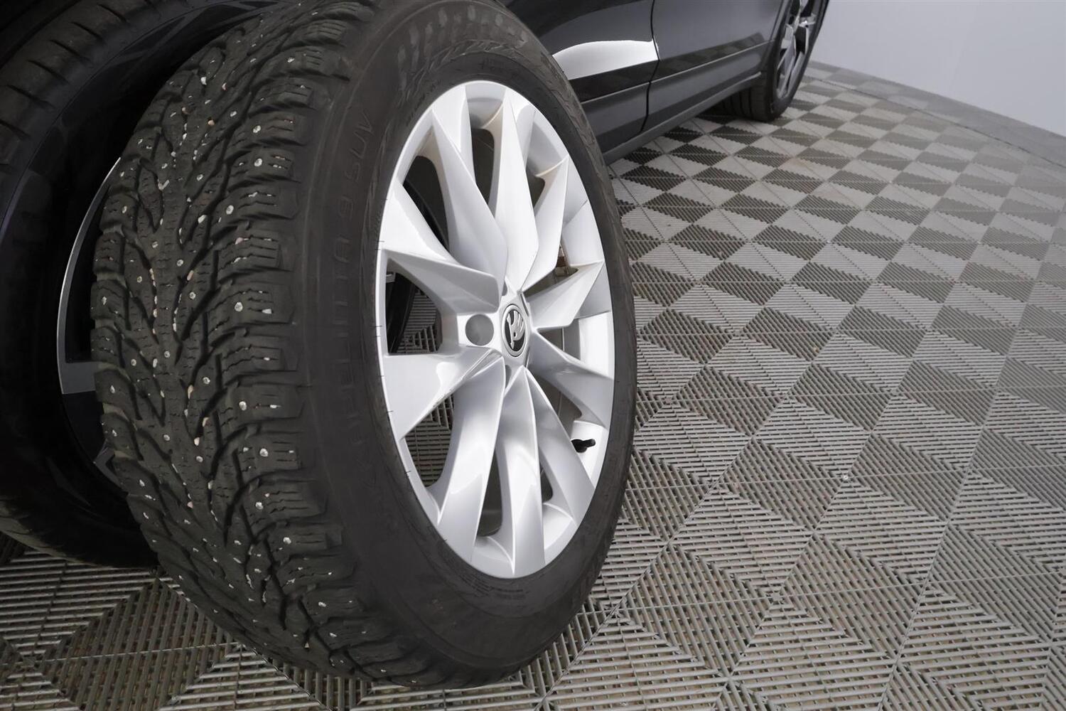 Skoda Enyaq vaihtoauto