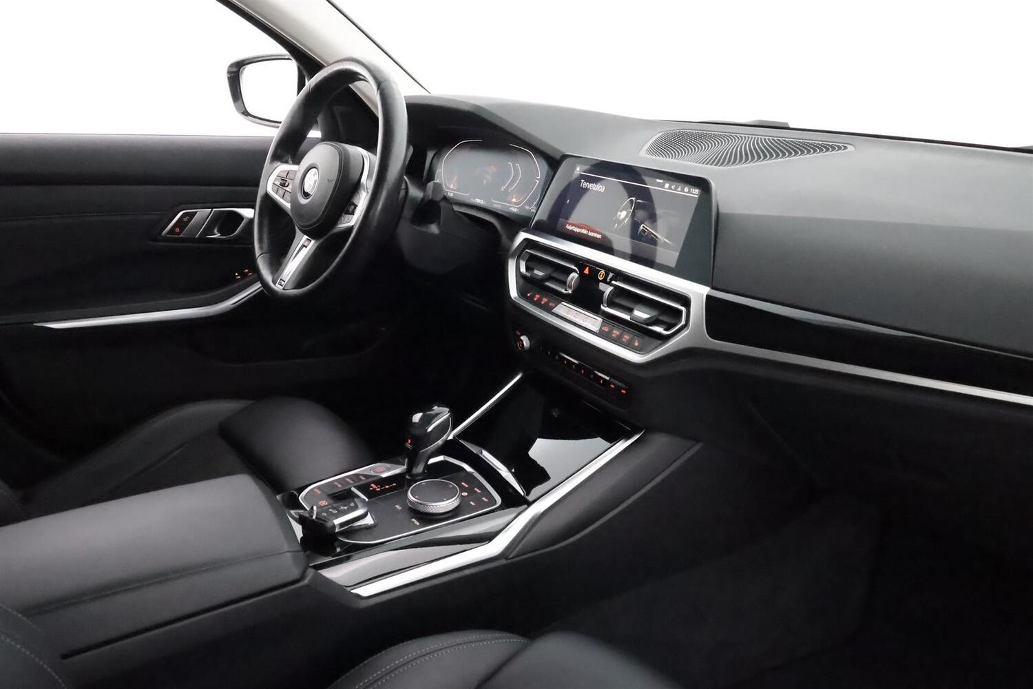 BMW 320 vaihtoauto