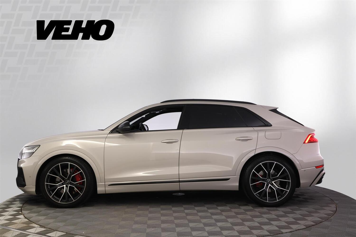 Audi Q8 vaihtoauto