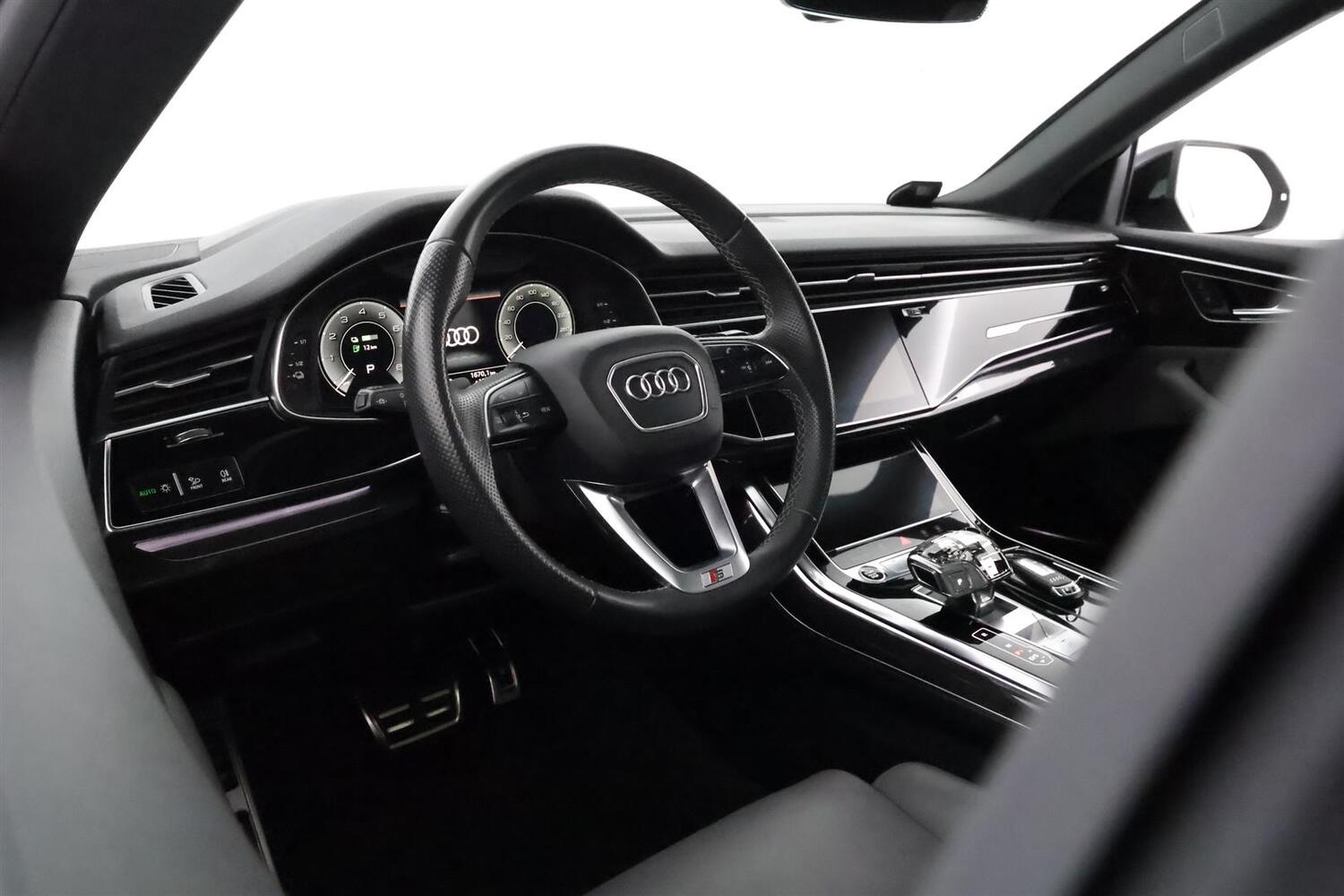 Audi Q8 vaihtoauto