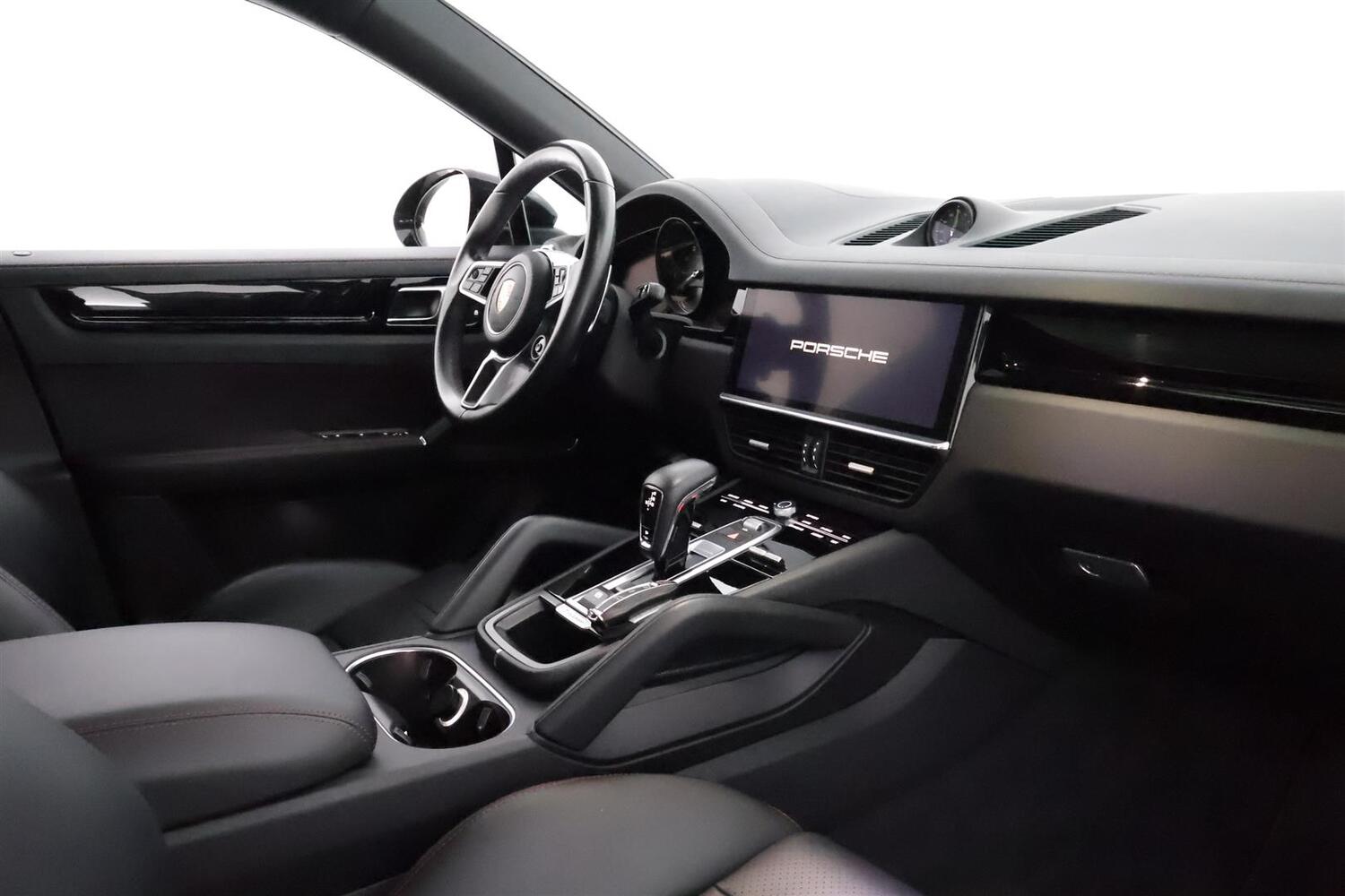 Porsche Cayenne vaihtoauto