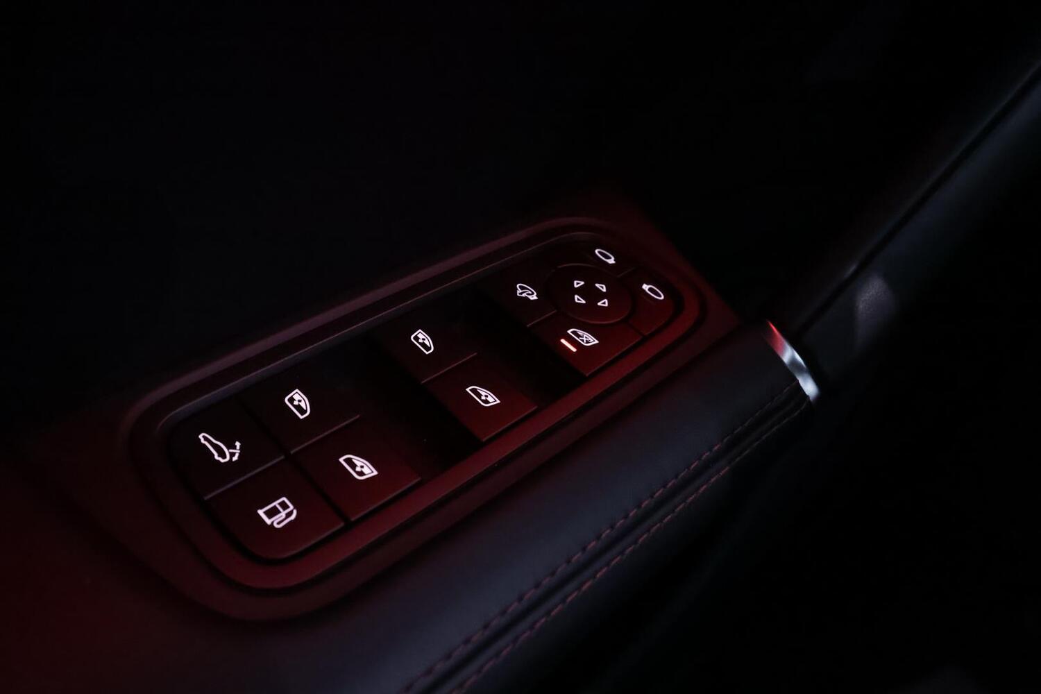 Porsche Cayenne vaihtoauto