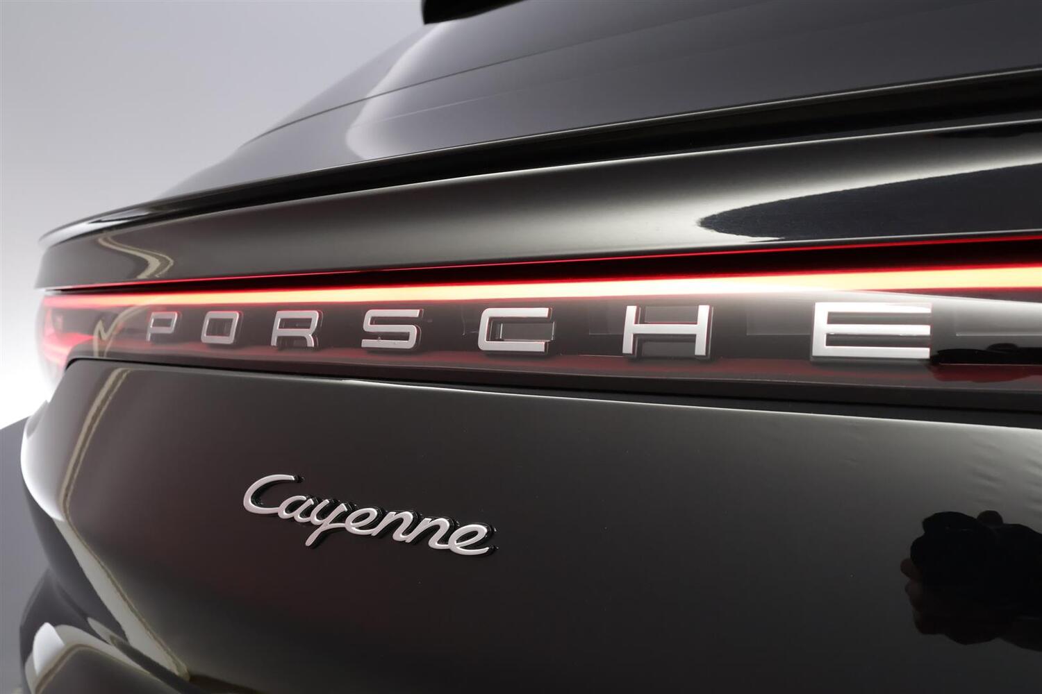 Porsche Cayenne vaihtoauto